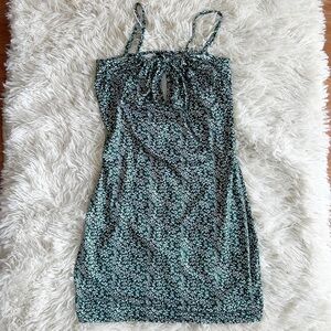 Little dress with keyhole front